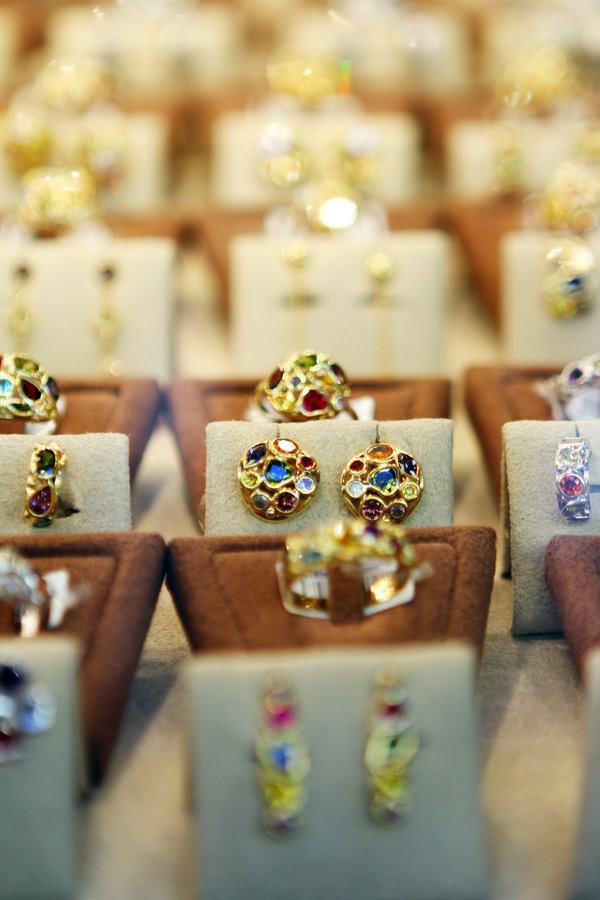 The essential summer pearl jewelry at pearlora